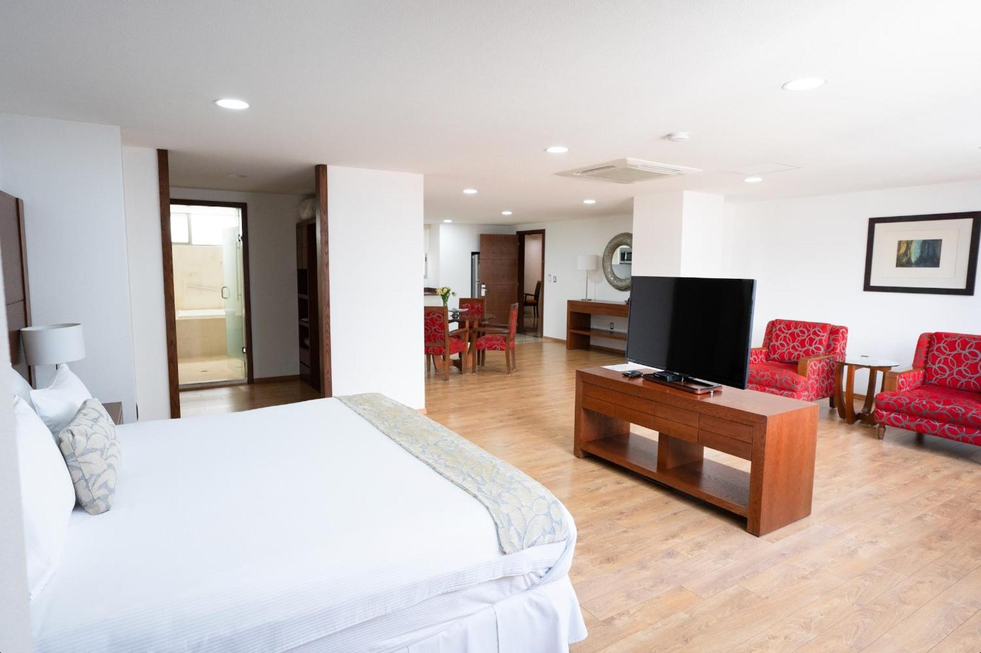 Suites Perisur Apartamentos Amueblados Città del Messico Esterno foto
